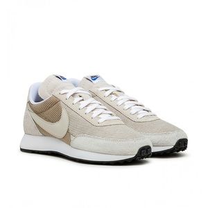 Nike trailwind size 10.5